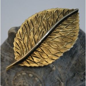 VTG Leaf Dress Scarf Brooch Gold Tone Lapel Tie Fall Autumn Unique